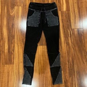 FREE PEOPLE activewear leggings